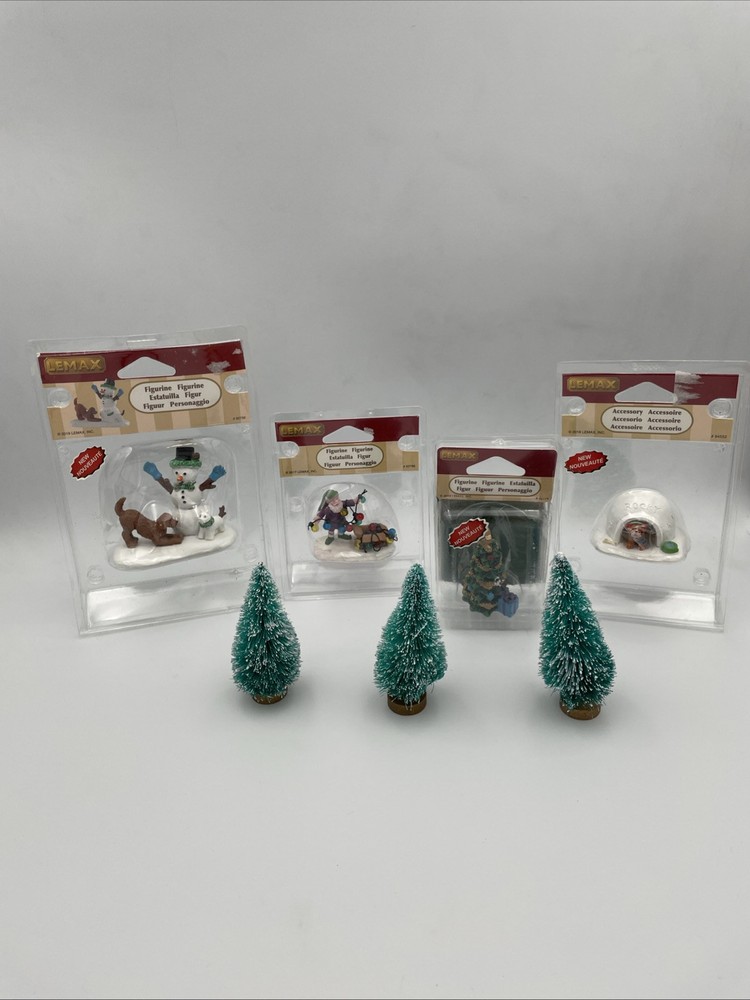 2017-2019 Lemax Christmas Decor Set with Untangling Lights, Rocky Dog Figurine & Trees