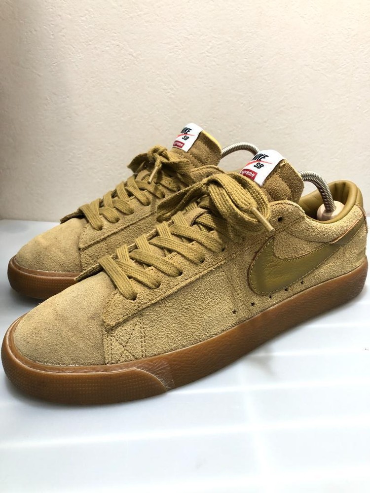 Supreme Nike SB Blazer Low GT Sneakers Size 8.5 US Golden Beige 716890-229