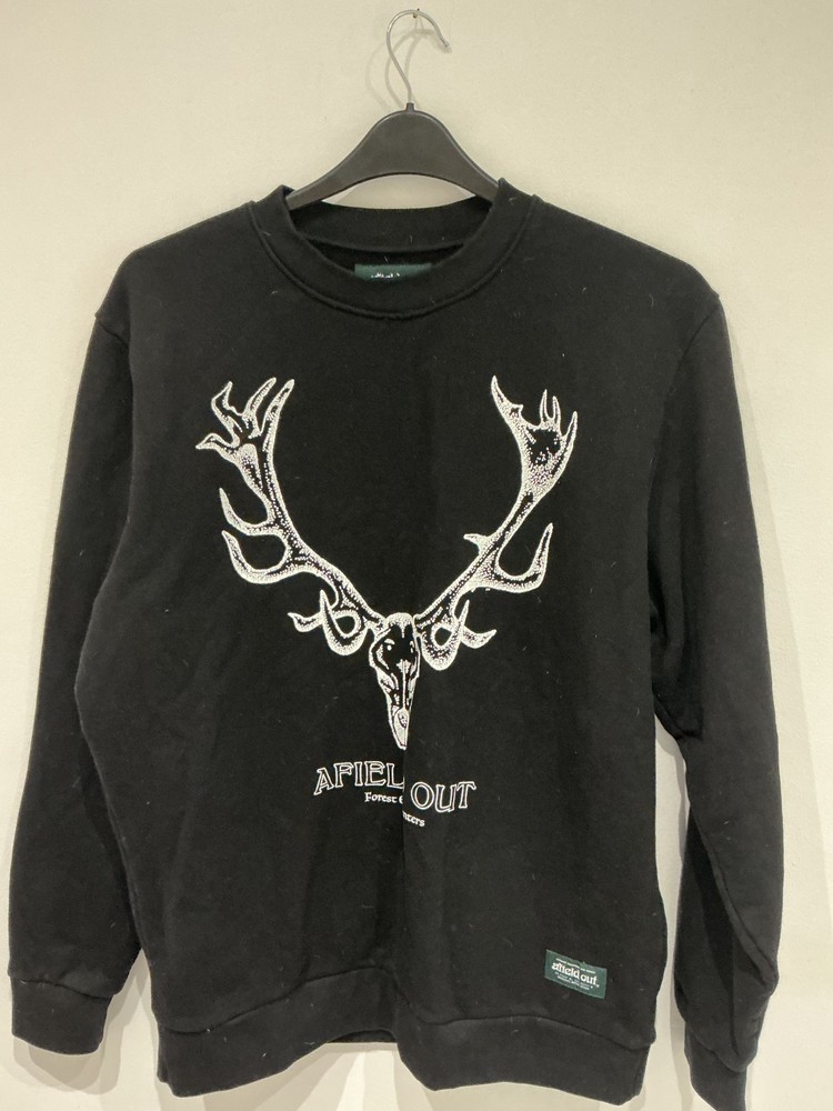 Antler Skull Black Sweatshirt Men’s M Forest Graphic Print Crewneck