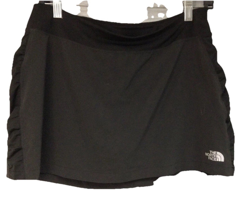 The North Face Black Medium Skort 0606126 - Stylish & Comfortable