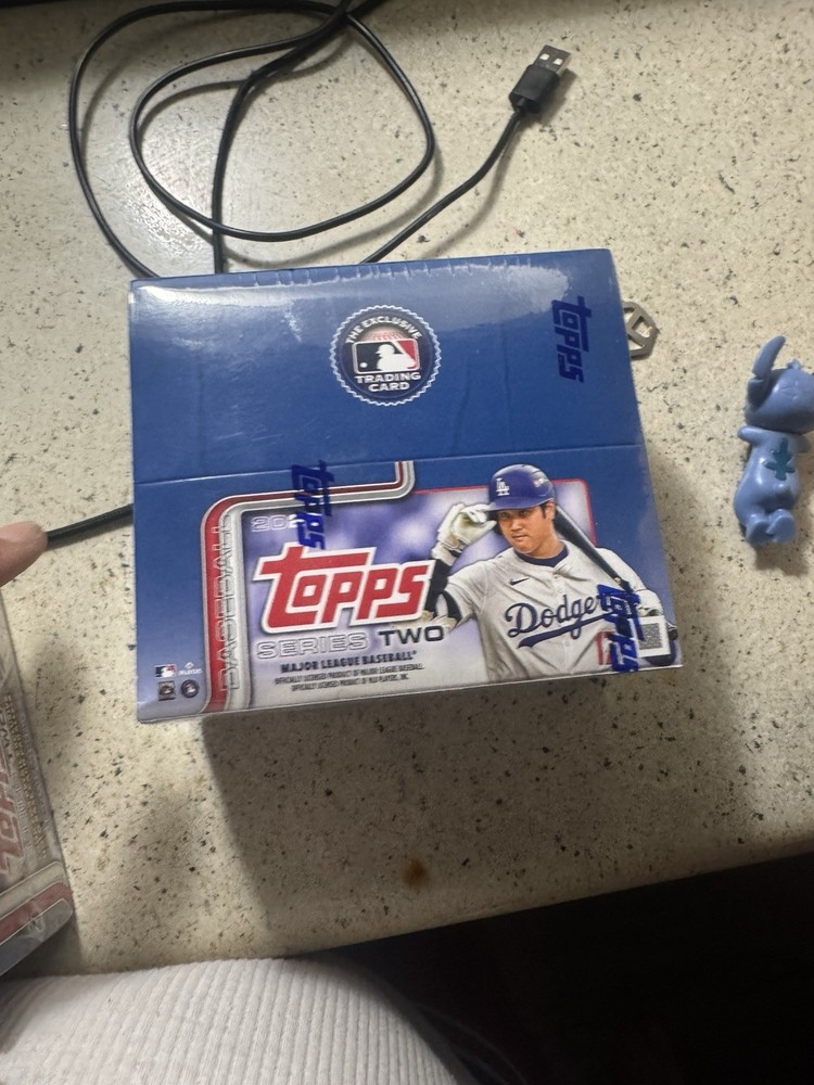 Topps 2025 Series 2 MLB Baseball Jumbo Hobby Box 14 Packs 315 Cards