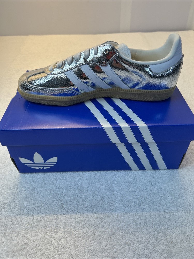 Adidas Samba OG Silver Metallic Cracked Leather Women Gum Sole SZ 6.5 NEW in Box