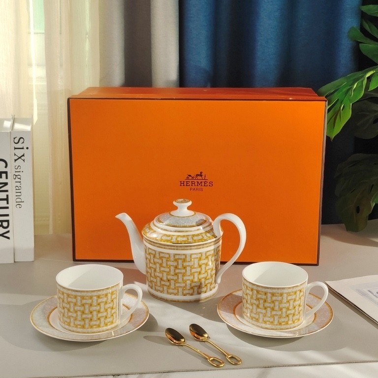 Hermes Tea Set Gift Box – Teapot, 2 Cups, Saucers & Spoons Luxury Set