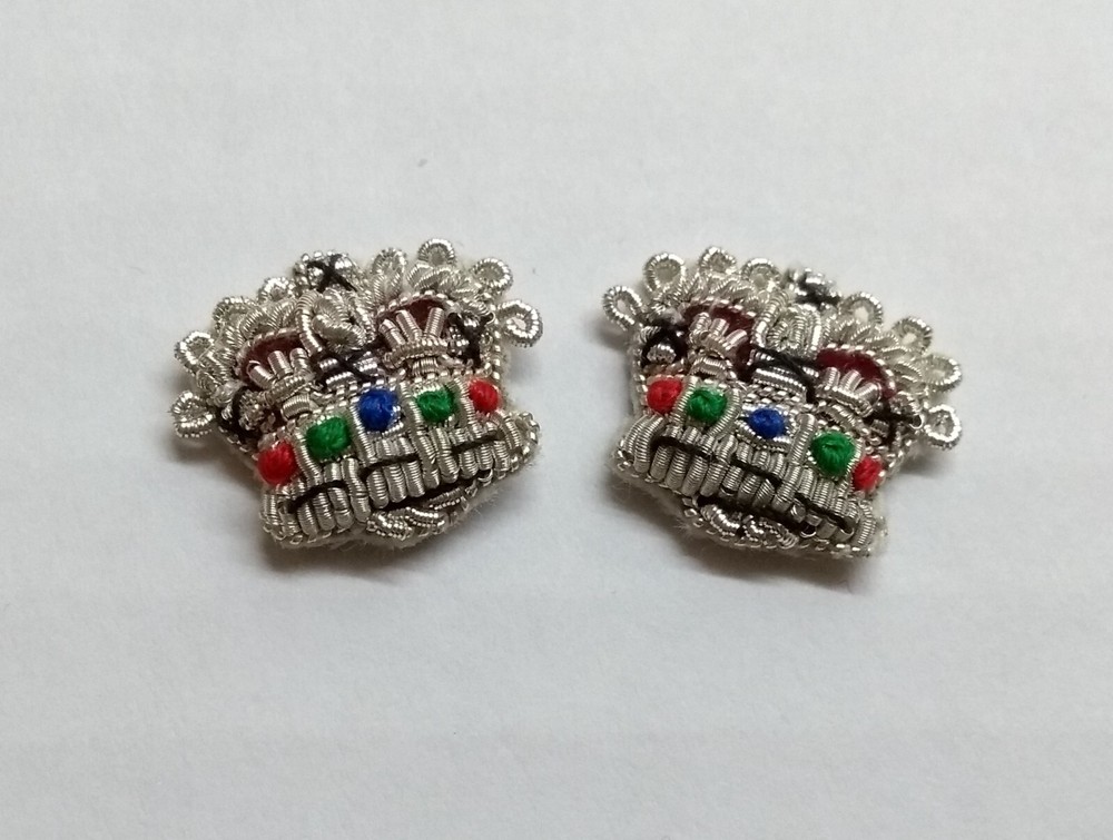 Army Silver Crowns Gilt with Crimson Padding Hand Embroidered Insignia Pair 1/2 Inch