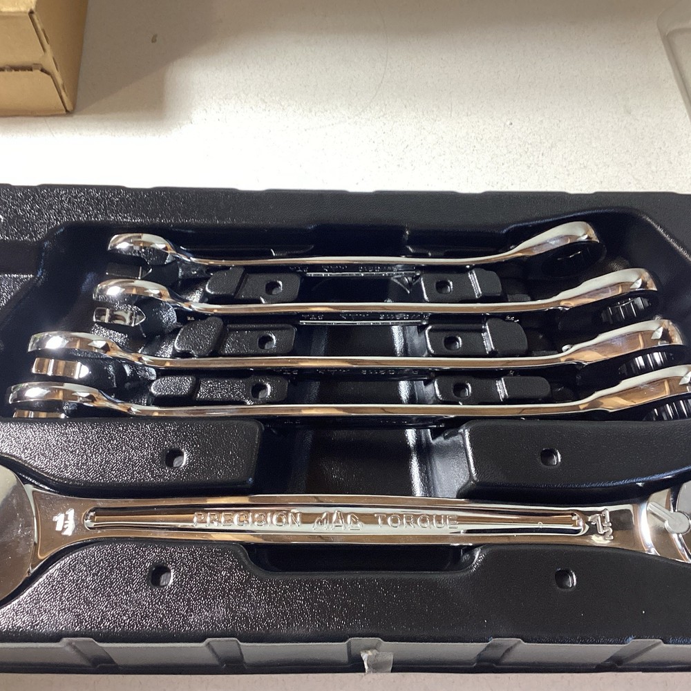MAC Tools Large Ratcheting Open Wrench 5 PC Set 1 1/2” 1 1/4” 1 1/8” 1 1/16”  1”