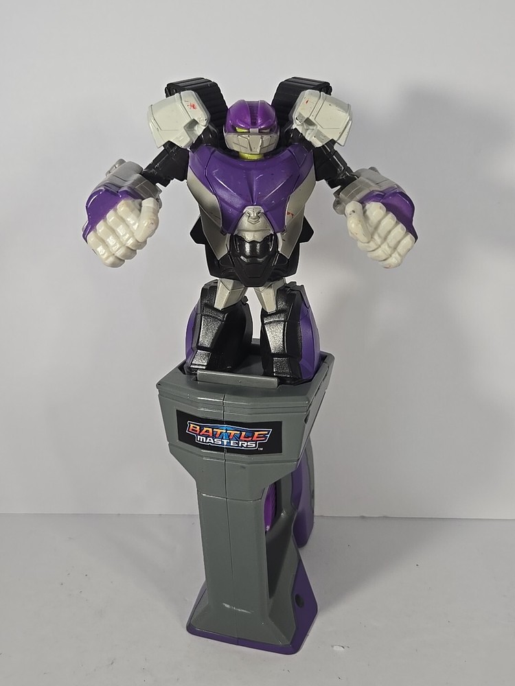 Battle Masters Optimus vs Megatron Handheld Fighting Robot Action Figure