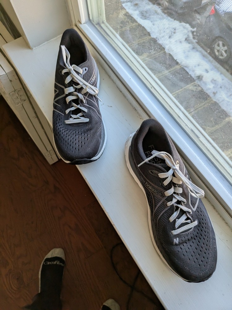 New Balance Fresh Foam 860v13 Running Shoes in Black White Men's 9 Sneakers