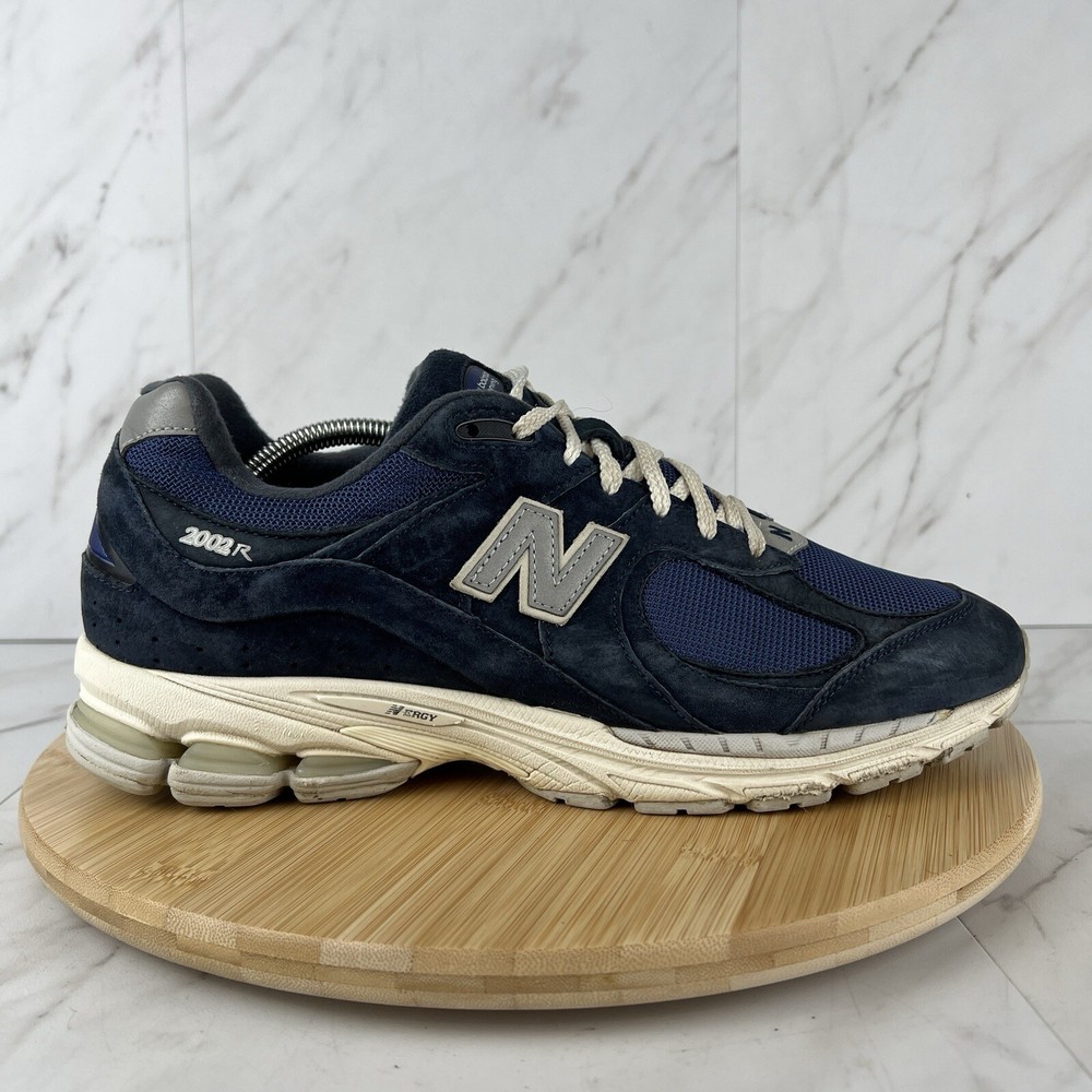 New Balance 2002R Natural Indigo Mens Size 11 Blue Suede Sneakers Shoes M2002RHL