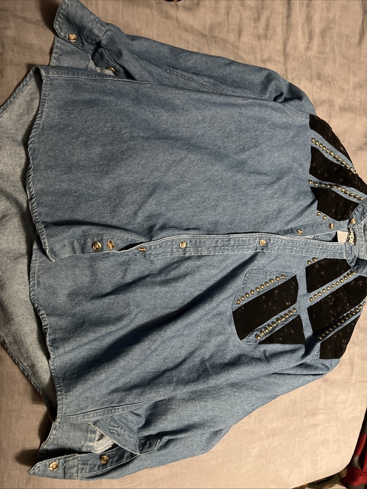 Women’s Shirt