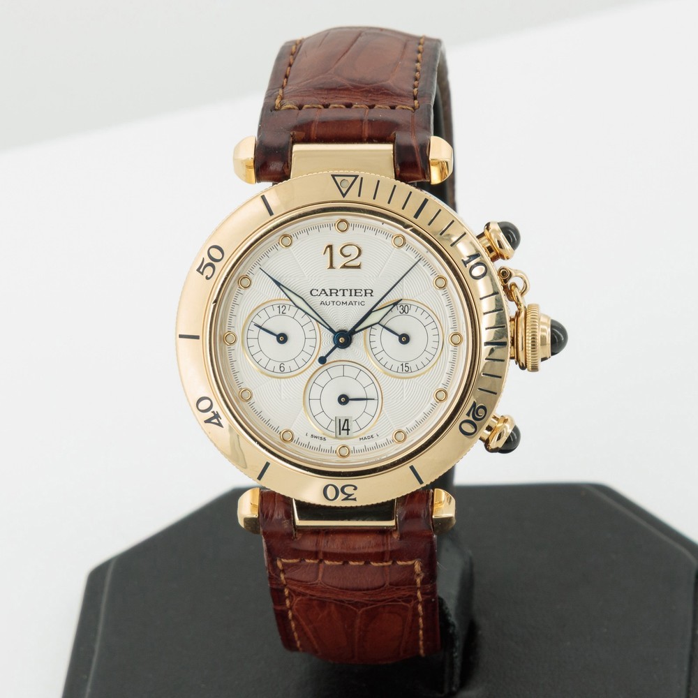Authentic Men's Cartier Pasha Chronograph Date 18KYG Ref.#2111 38mm Dial“