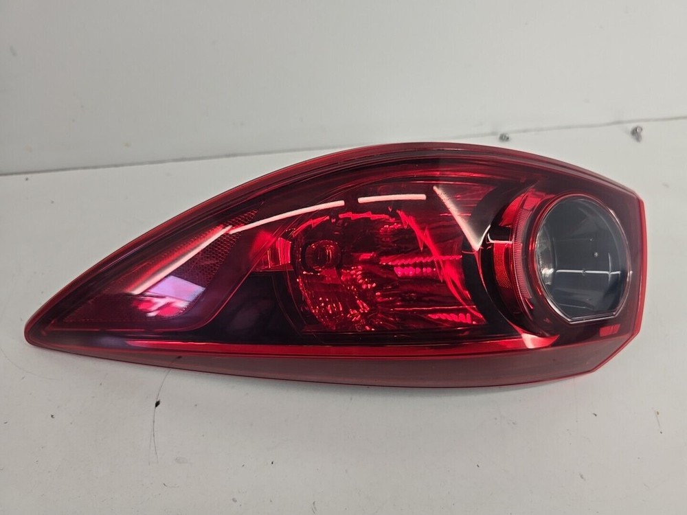 14-18 Mazda 3 Sedan Right Quarter Panel Tail Light Lamp