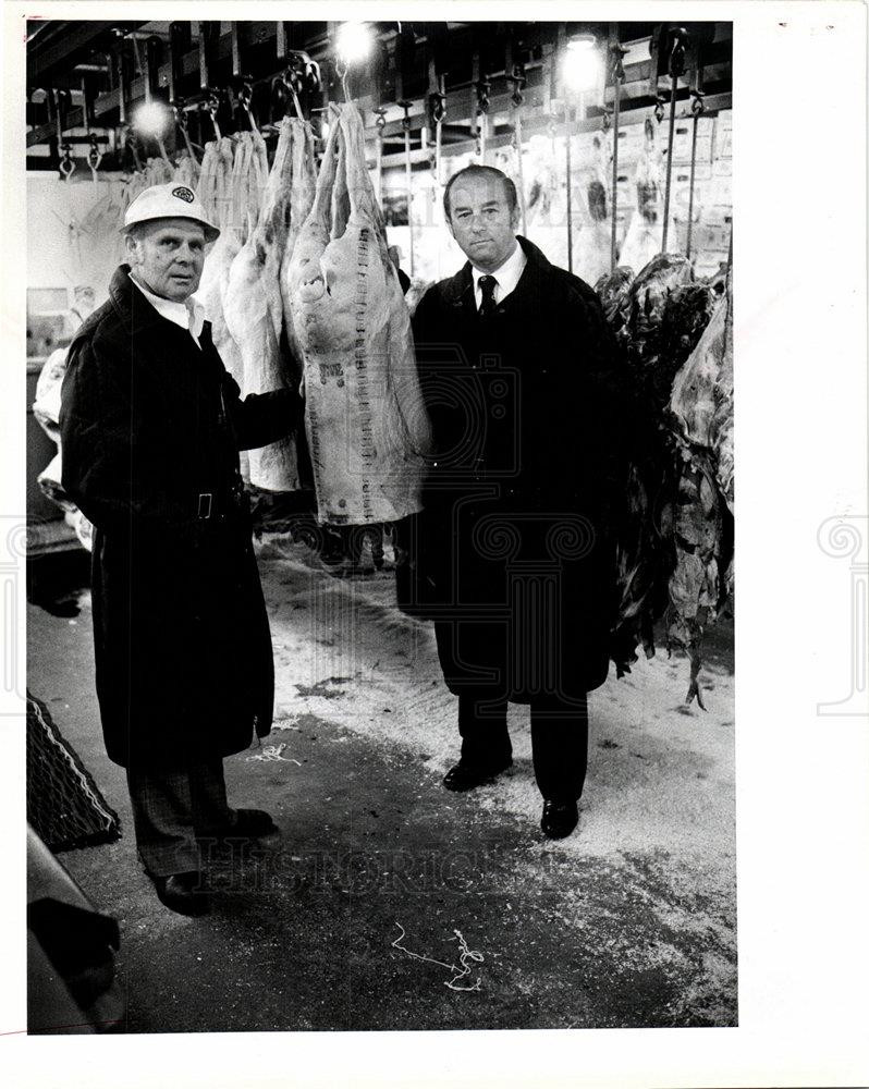 1988 Press Photo Victor Meats Beef Ribs & Steaks - dfpb66509