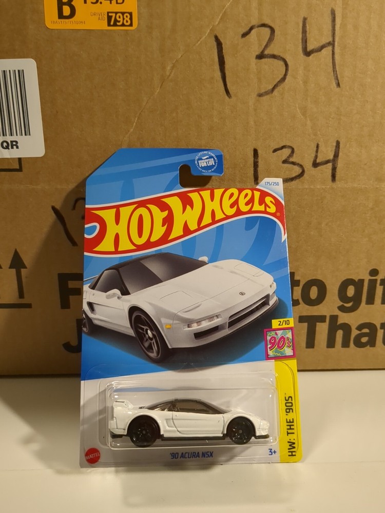 2024 HOT WHEELS * Q CASE * ’90 ACURA NSX WHITE HW: THE ‘90S 2/10