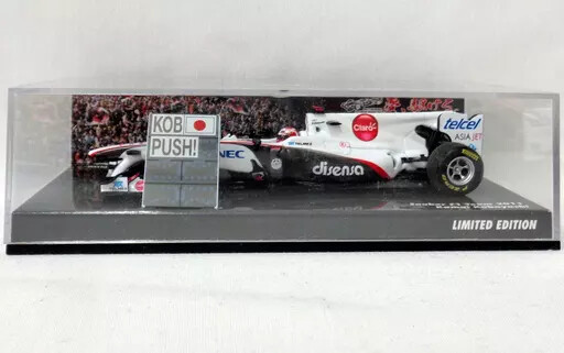 1/43 Sauber F1 Team 2011 NEC 16 White Gun Metallic Suzuka Circuit Model