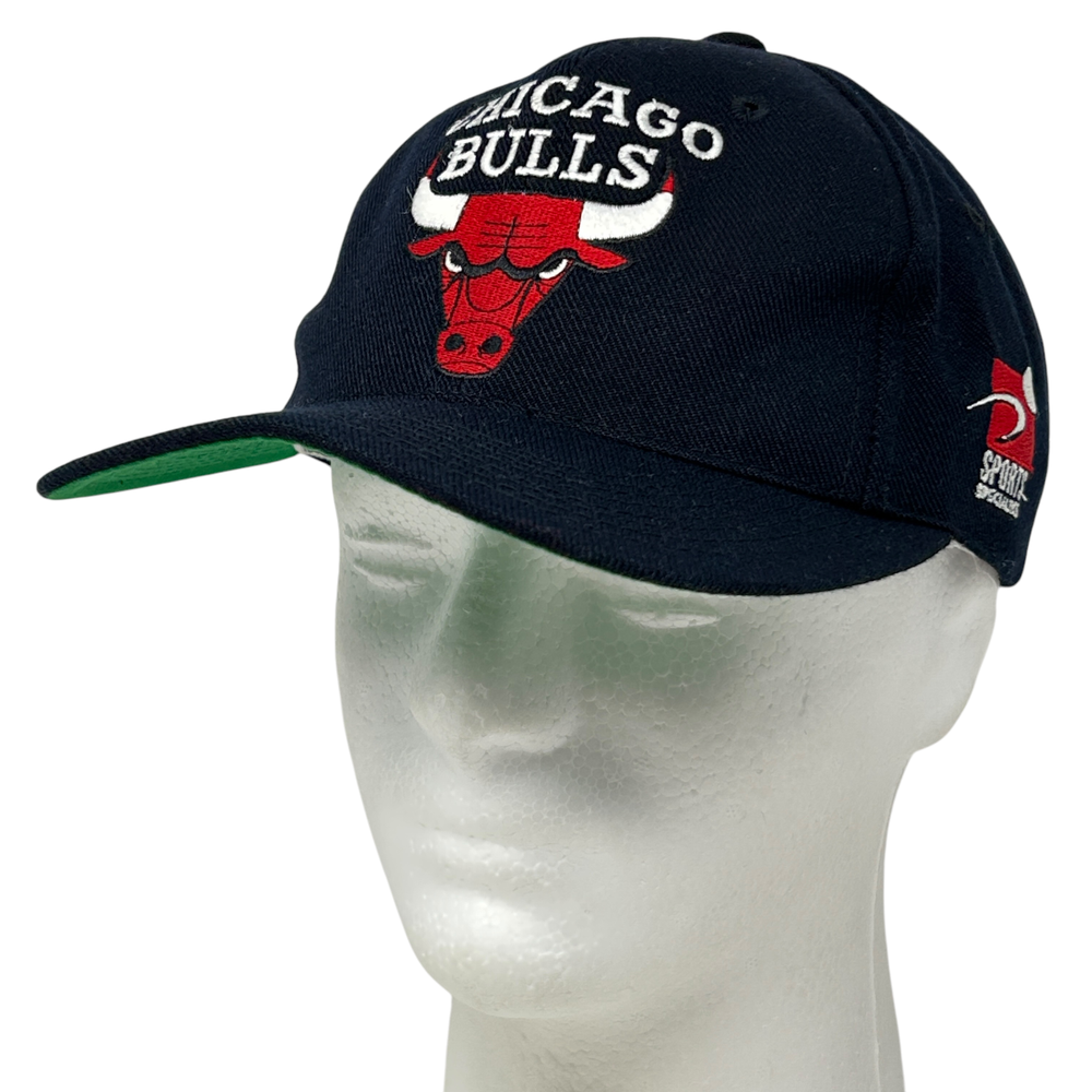 Vintage Chicago Bulls Snapback Baseball Cap Black Sports Specialties Logo