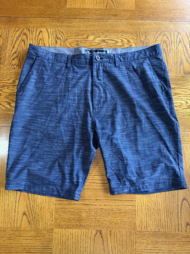 Rip Curl  Boardwalk Hybrid Mens Shorts Size 40