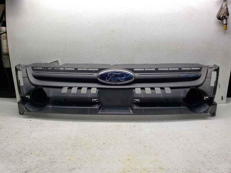Grille Upper SE Fits 13-16 ESCAPE 1118630