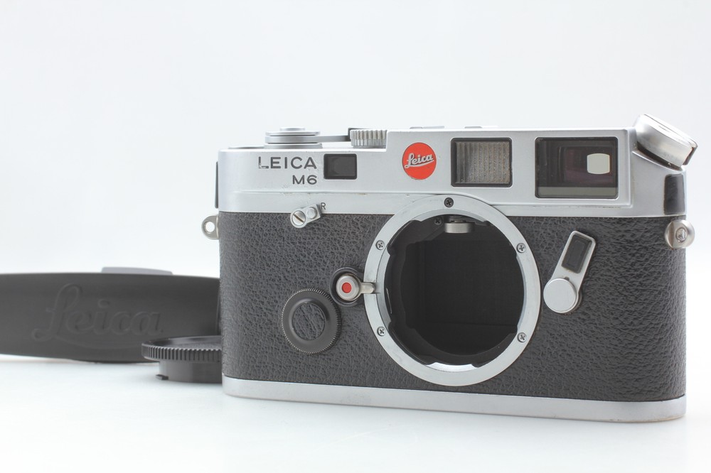 EXC+5 Leica M6 0.72 Non TTL Chrome 35mm Rangefinder Film Camera with Strap Japan