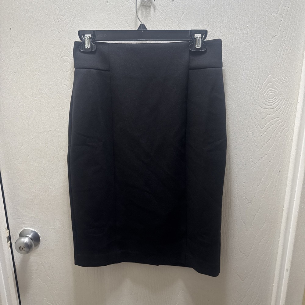 Ann Taylor Petite Black Pencil Skirt Size 4P - Back Slit & Zipper