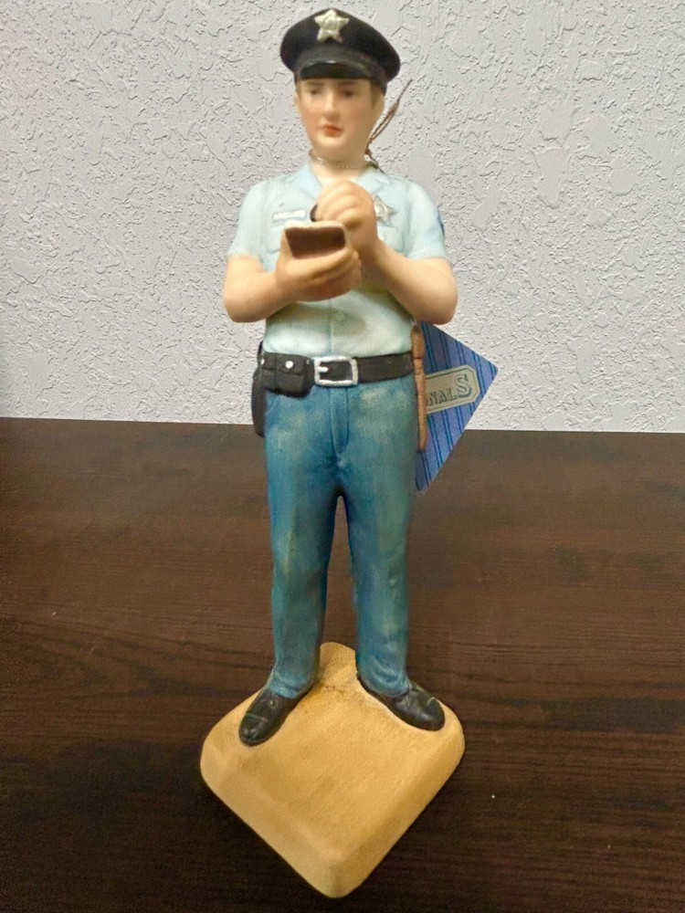 Police Officer “ Writing A Ticket” Porcelain Figurine Statue 1085 Enesco