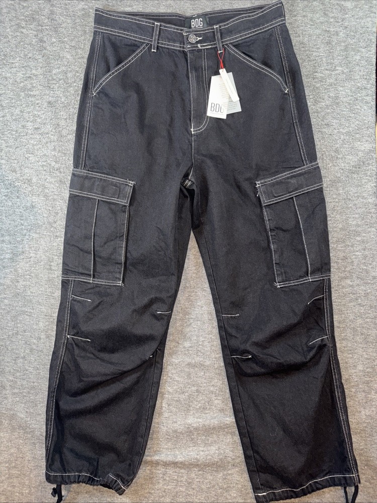BDG Mens Black Cargo Baggy Y2K Denim Jeans with Pockets Size 33x32 NEW