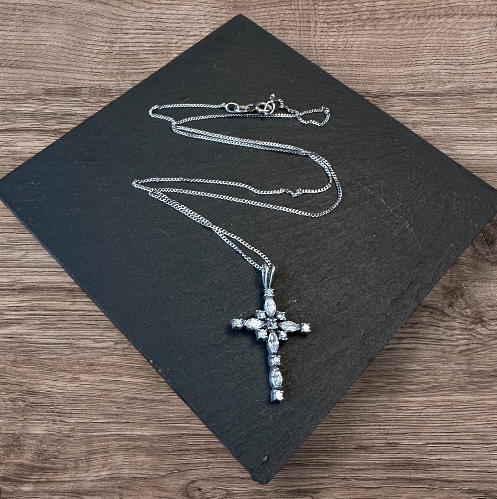 Vintage Necklace Sterling Silver 925 & Cubic Zirconia Cross Pendant Crucific
