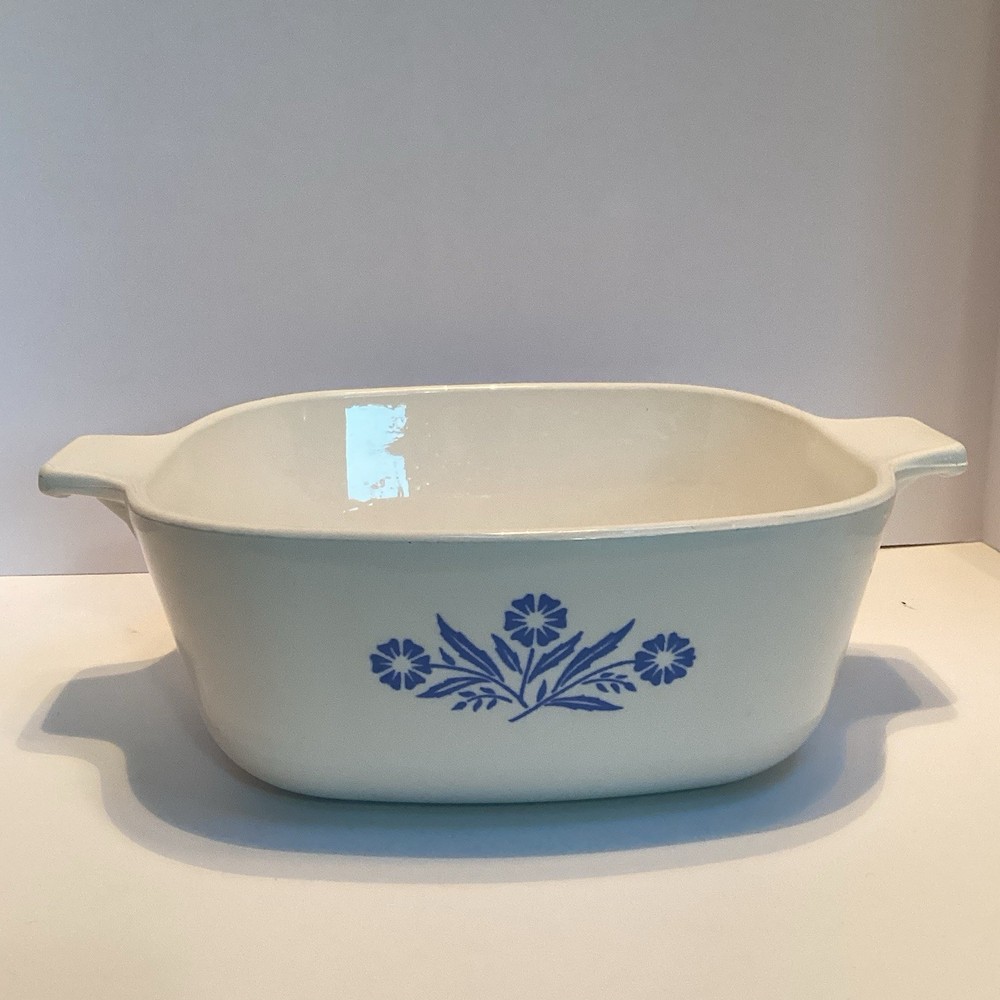 Corning Ware Blue Cornflower. Set Of 2 -1 1/2 Qt &  1 3/4 Qt. Casserole  USA