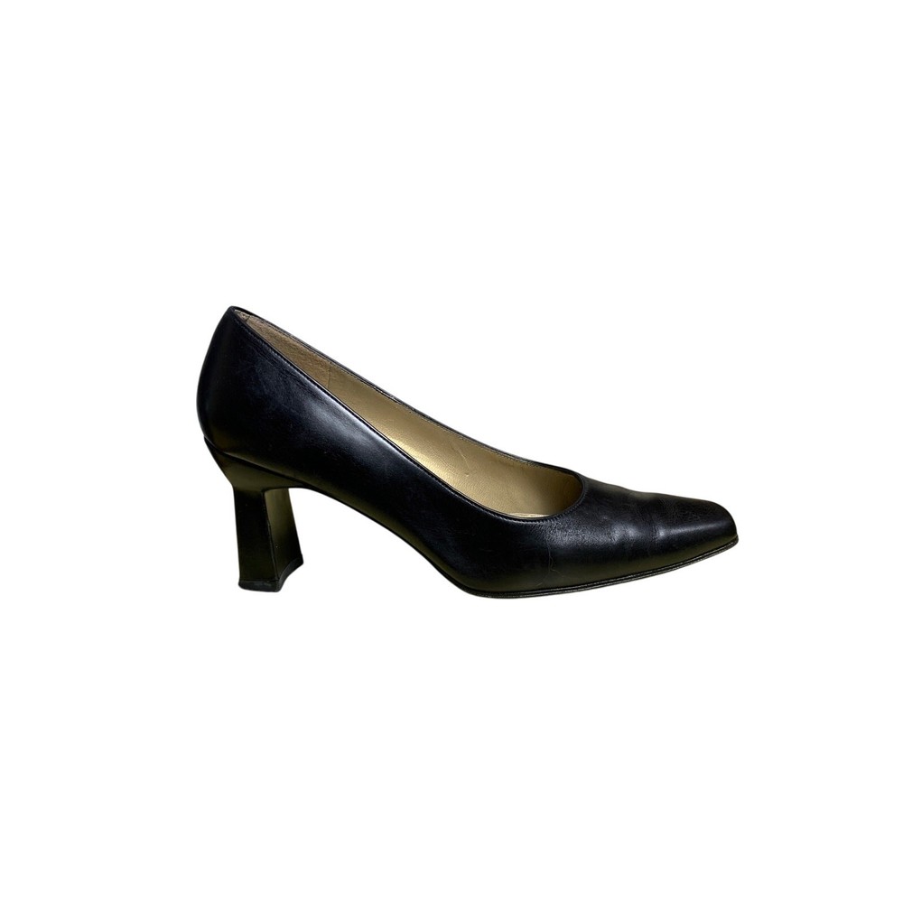 Stuart Weitzman Black Leather Corpcore Pumps Size 7AA for Women