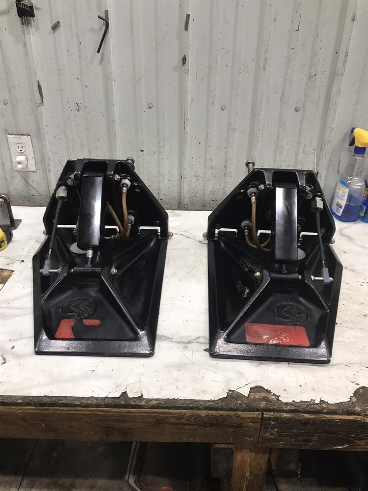 92 Fountain 38 Fever Boat Kiekhaefer K plane planes hydraulic trim tabs