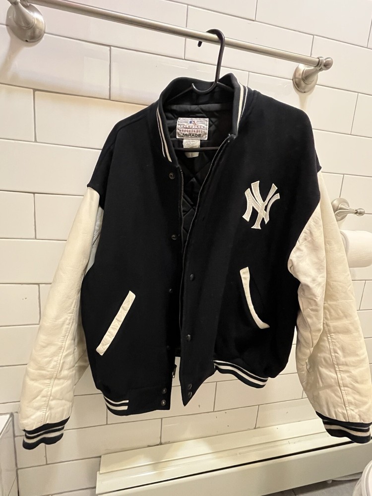 Vintage Yankees Wool Varsity Jacket-Men’s L-Great Condition & Collector’s Piece