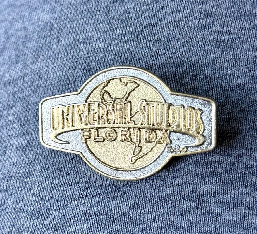 2000 Universal Studios Florida Logo Pin for Backpack Hat Lapel  