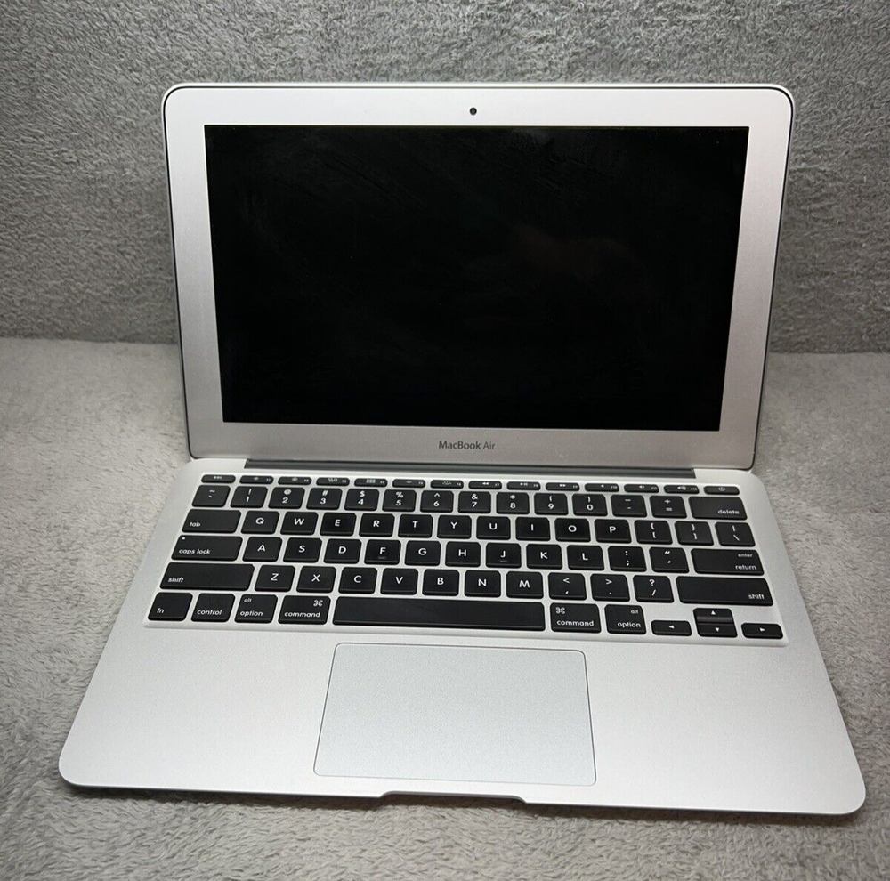 Apple MacBook Air Model A1370 Needs OPERATING SYSTEM 2011 Parts Or Repair Only