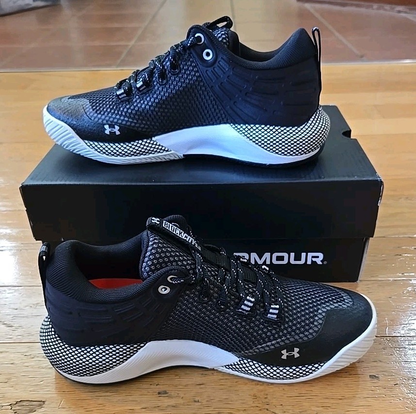 Under Armour UA HOVR Block City Womens Size 6.5 Volleyball Shoes 3023709  Black