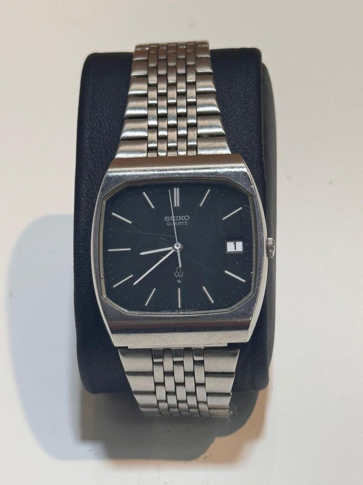 Seiko Black Dial Stainless Steel Watch 771417