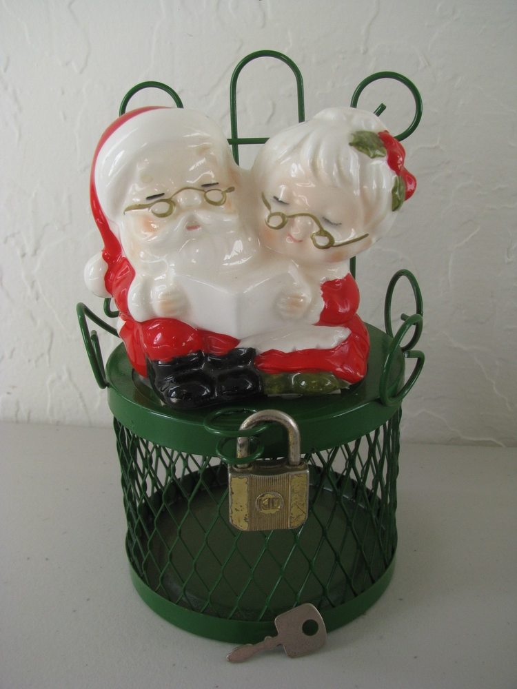 Vintage Lefton Christmas 1960s Mr & Miss Santa On Green Metal Chair Coin Bank