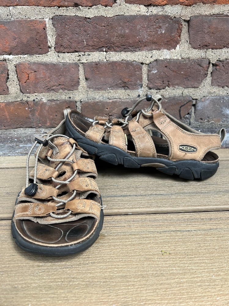 Keen Daytona Waterproof Hiking Sandals for Men with Cork Footbed - Size 9 Brown Leather