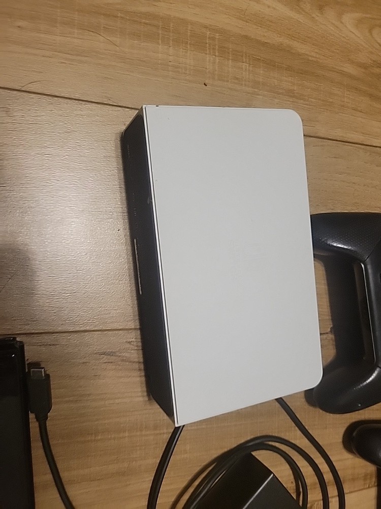 Nintoendo Switch Oled With Two Pro Controllers and Charger