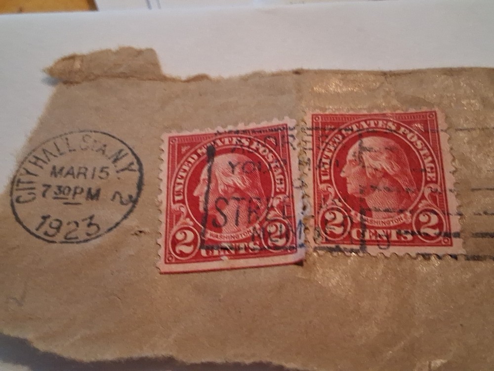VERY RARE GEORGE WASHINGTON RED 1923 2 CENT STAMP