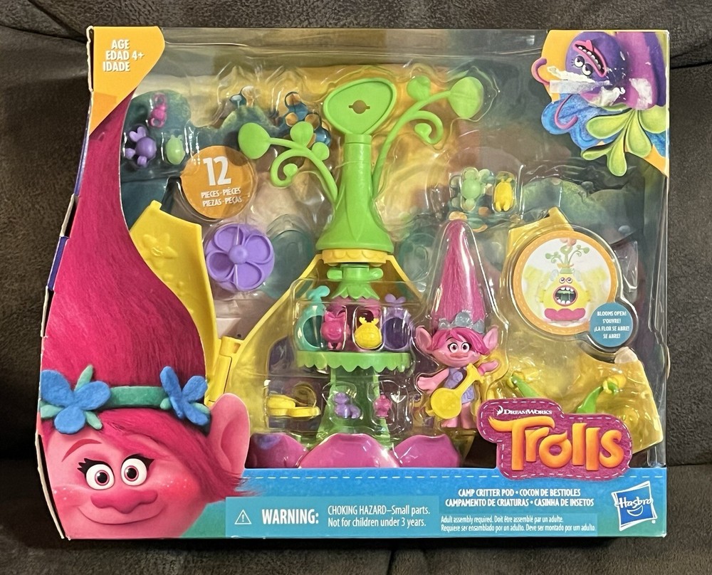 Hasbro Trolls Camp Critter Pod Playset with Poppy & Branch Figures 2017