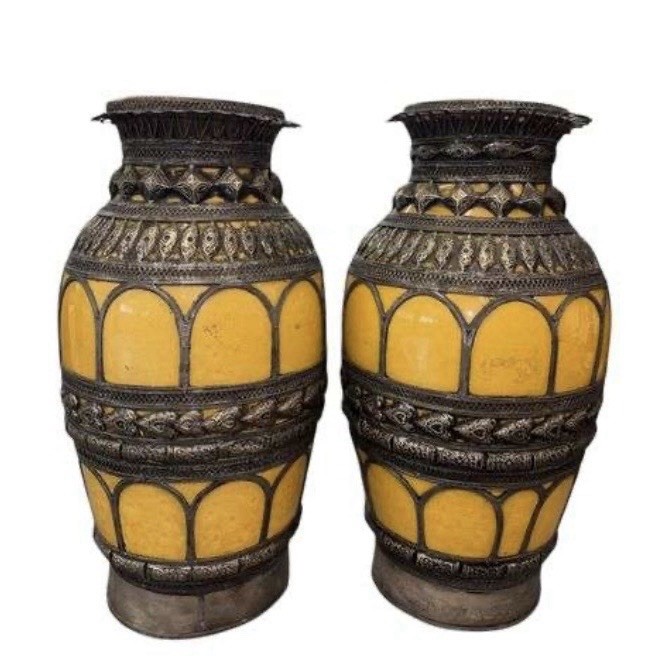 Pair of Yellow Silver Metal Ceramic Round Decorative Flower Vases Asian Style