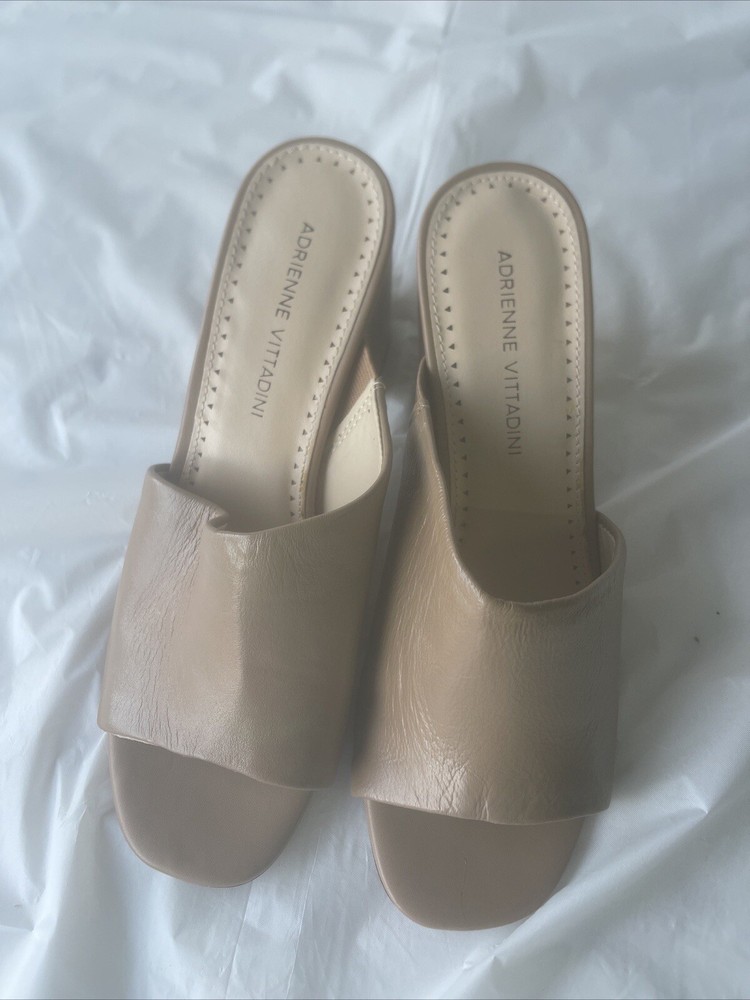 Adrienne Vittadini Albi Women's Tan  Open Toe Wedge Heels Size 10M