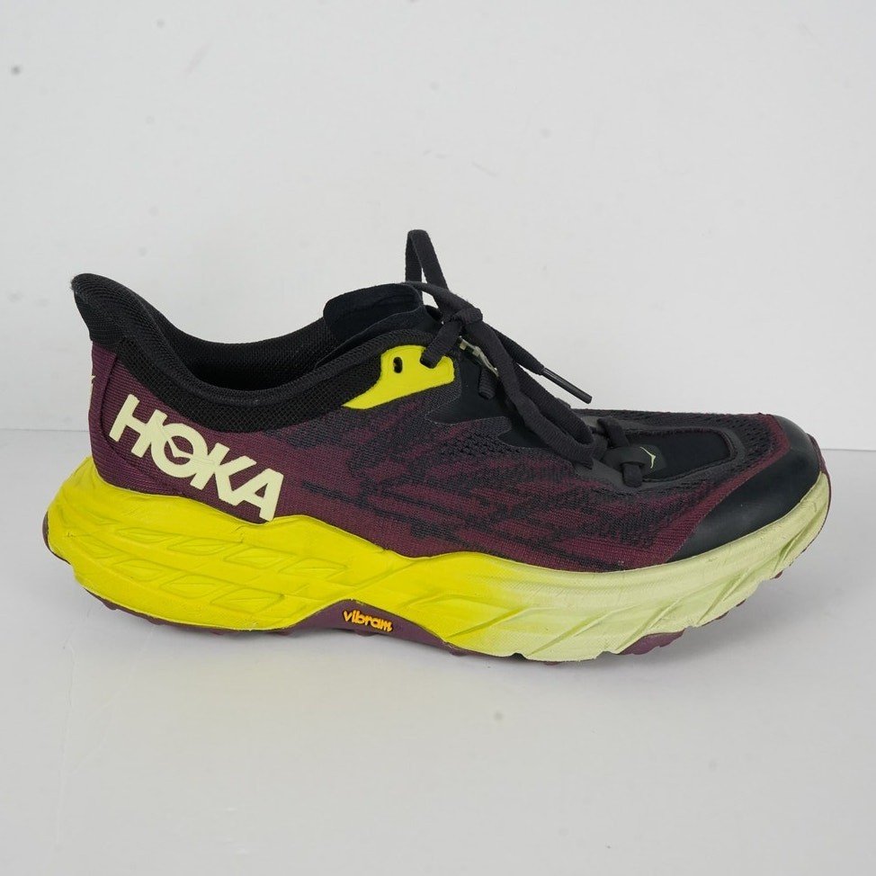 Hoka Speedgoat 5 Womens Trail Running Shoes Size 7B Gorpcore Style