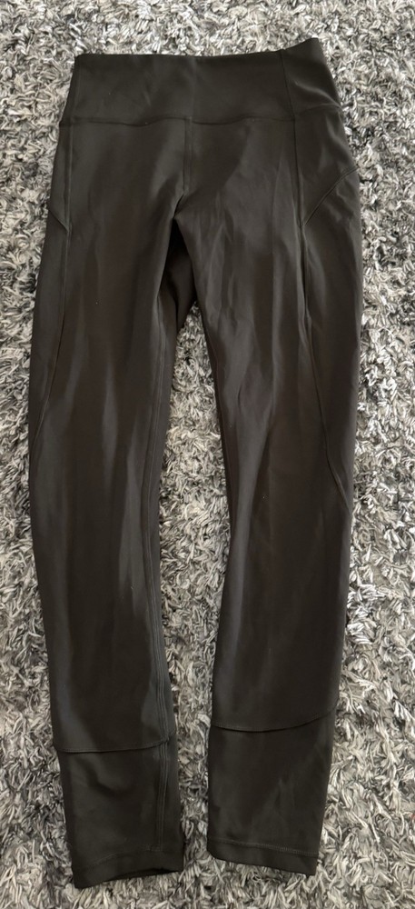 Lululemon green ( dark olive)Leggings Women Size 6 Solid Knit Logo Stretch