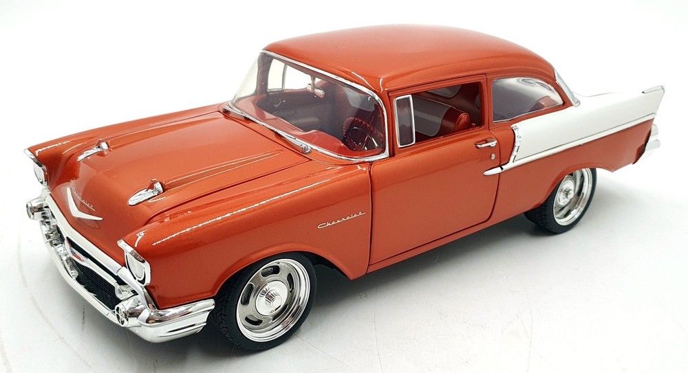 Acme 1/18 Scale Diecast A1807015 - 1957 Chevrolet 150 - Rust Orange/White