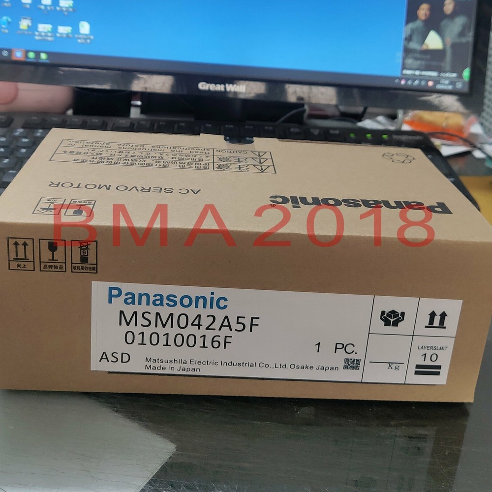 1PC NEW in box servo motor MSM042A5F 1 year warranty Fast Delivery PS9T #A6-37