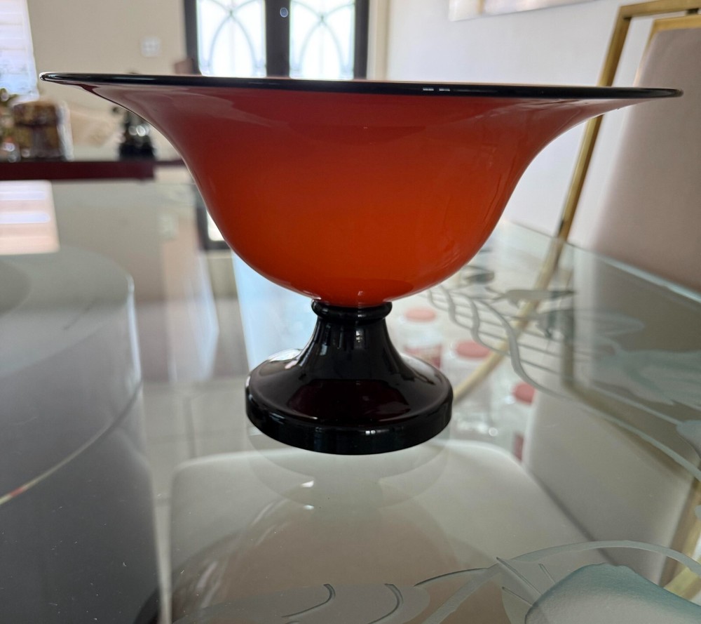 Glass Pedestal Serving Bowl for Elegant Displays
