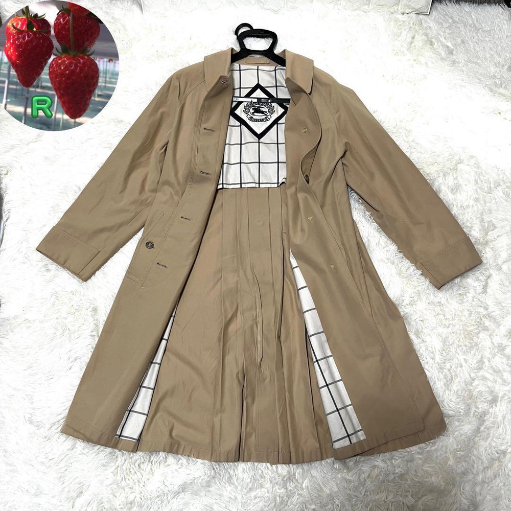 Burberry Bal Collar Coat Woman from Japan