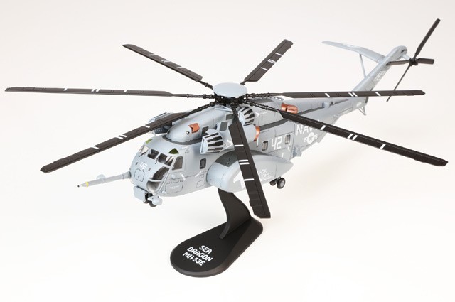 1/72 MH-53E Sea Dragon Helicopter USN HC-4 Black Stallions Model Kit #42