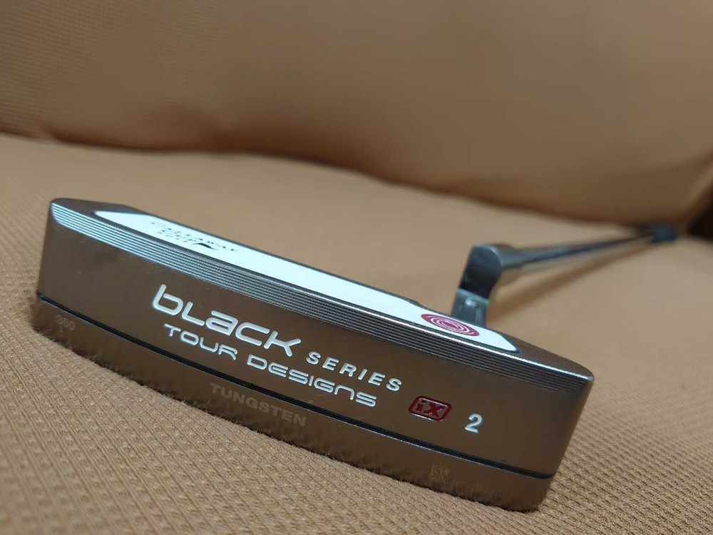 Odyssey Black Series Tour IX 2 34 Inch Putter for Precision Performance