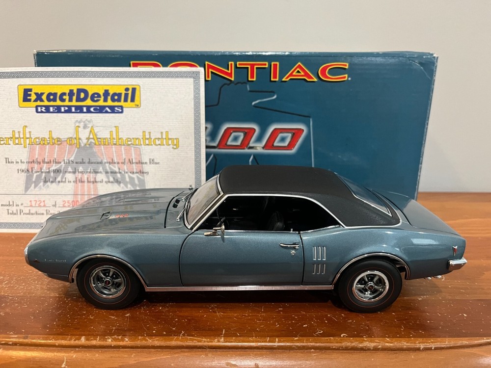 1/18 EXACT DETAIL 1968 PONTIAC FIREBIRD 400